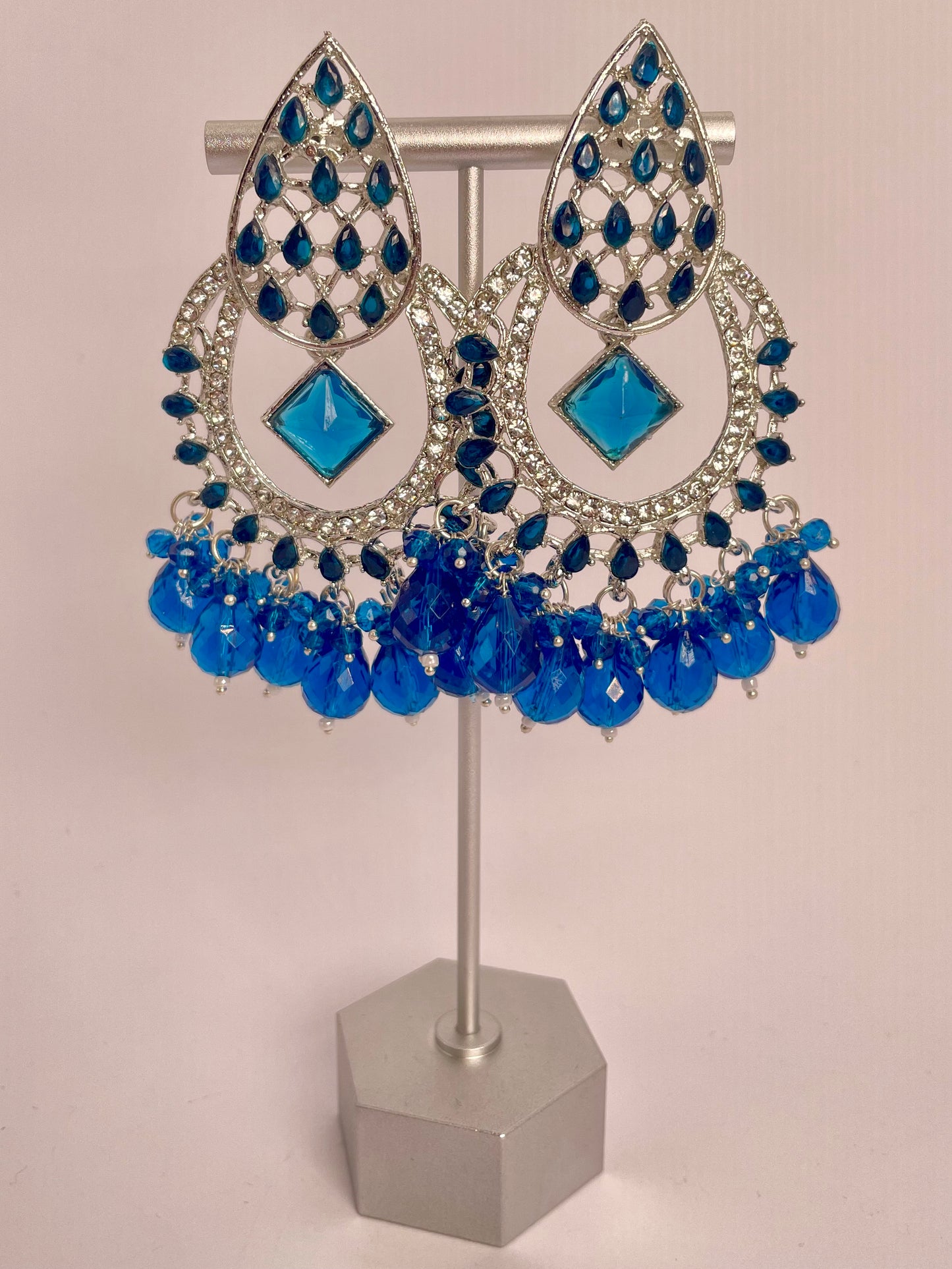 Liora - Cobalt Blue Pear Stone Beads Earring