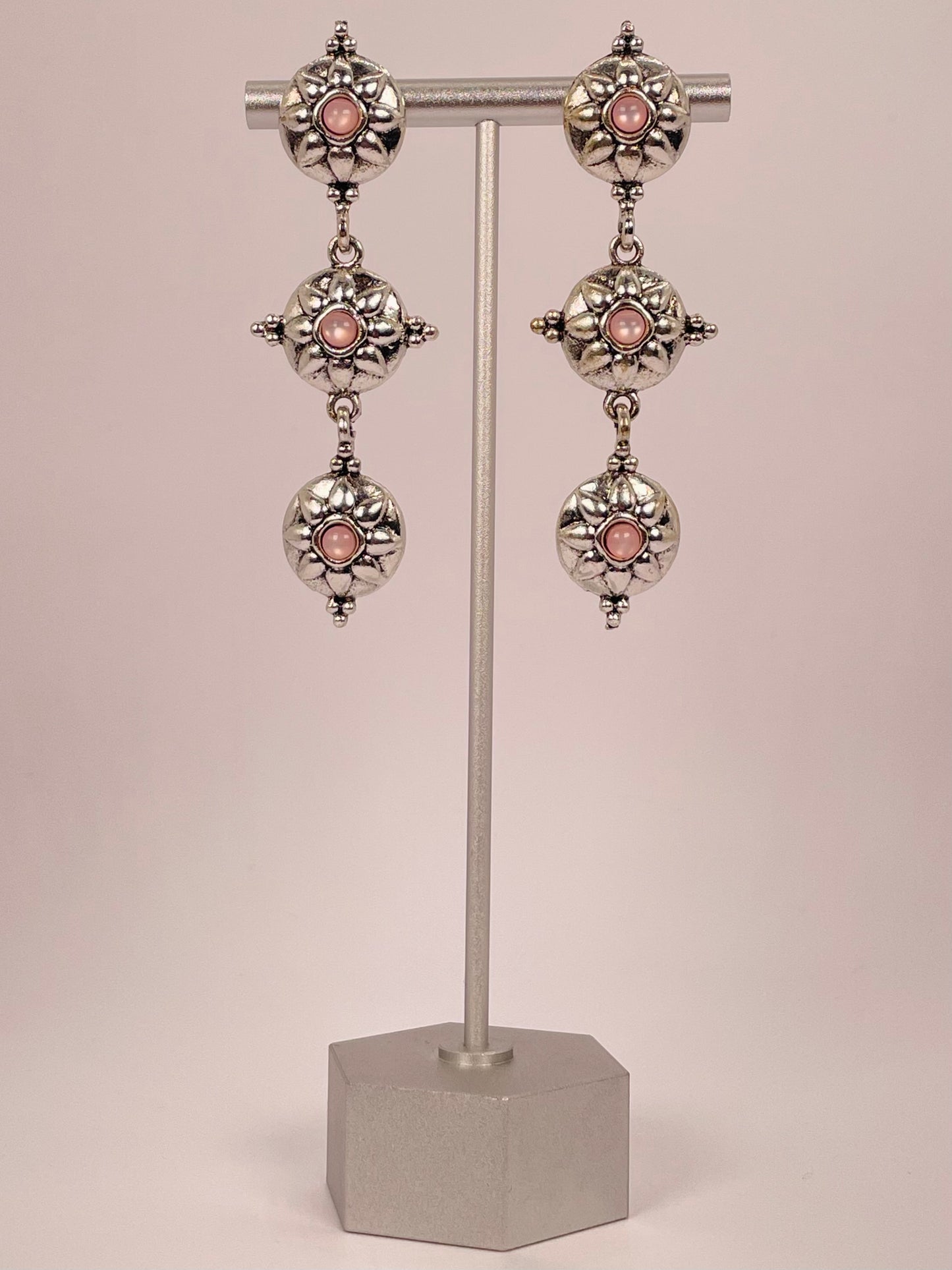 Amaya Peach - Oxidized 3 Layer Peach Floral Earring