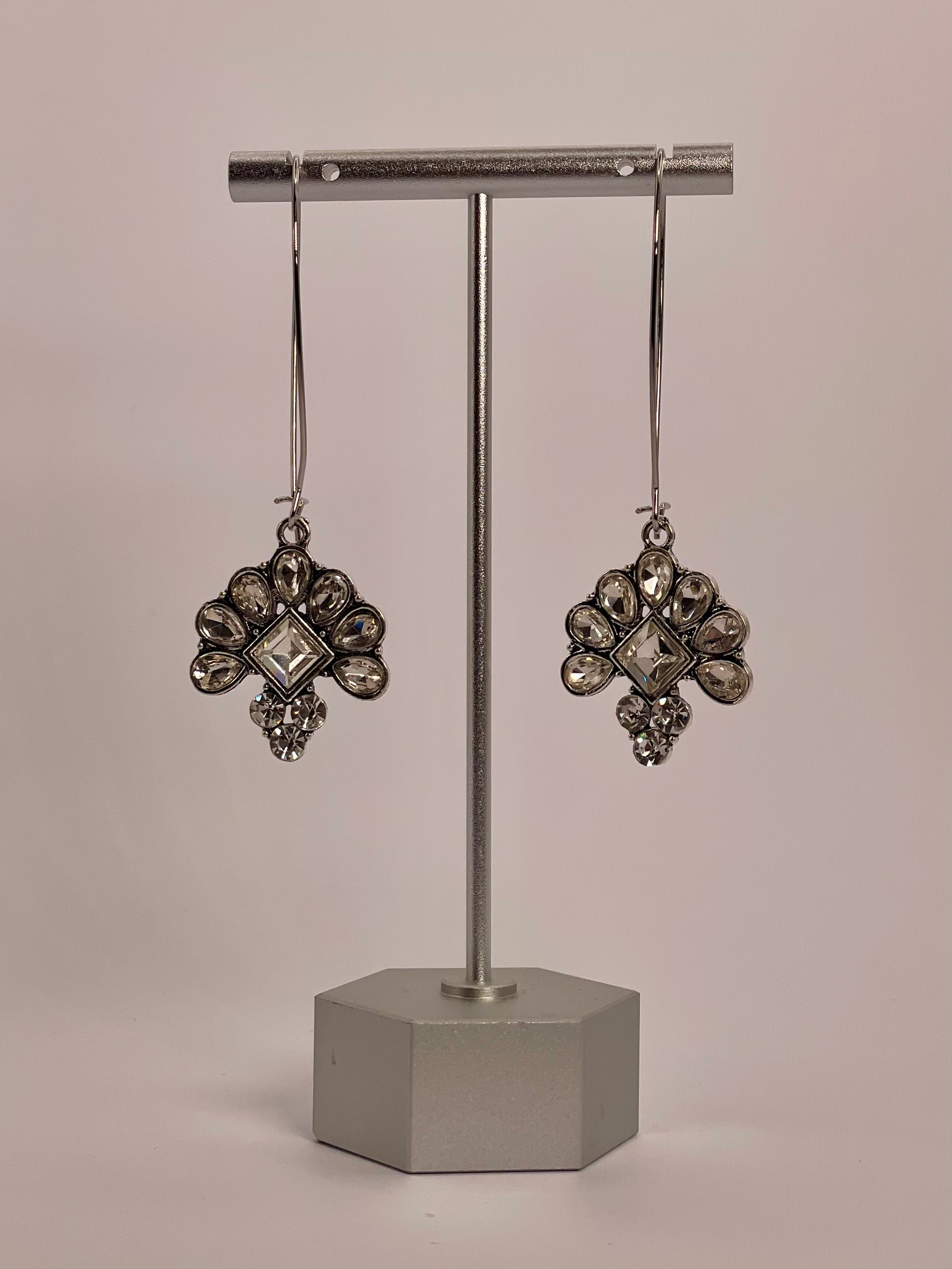 Crista - White Stone Hanging Earring