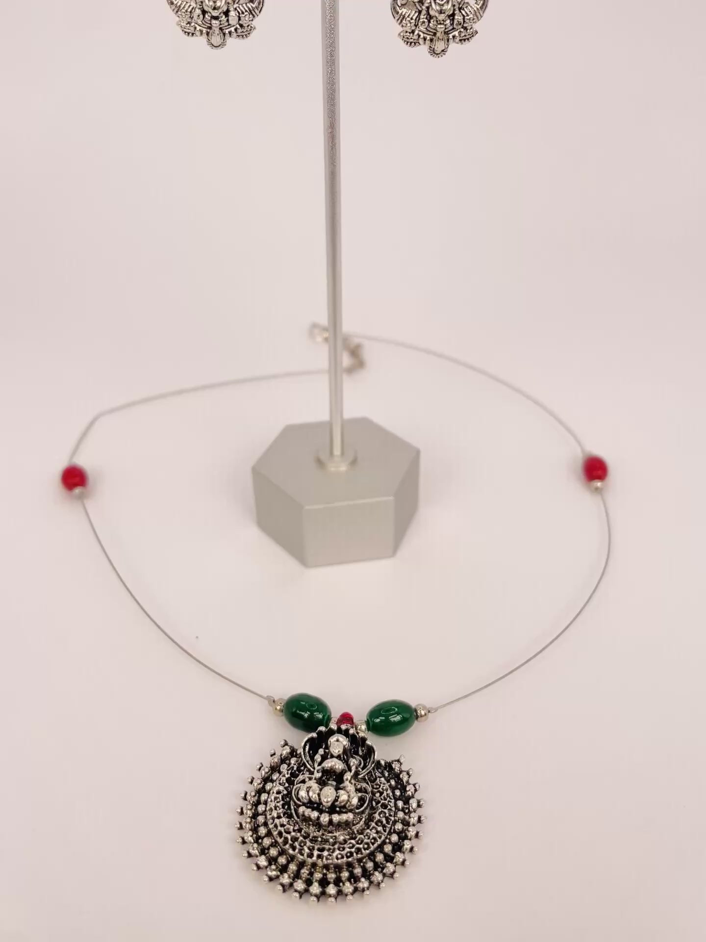devi-aura-oxidized-goddess-invisible-chain-necklace-set